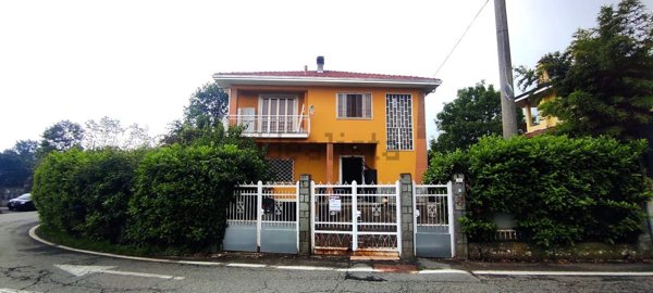 casa indipendente in vendita a Vauda Canavese
