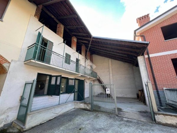 casa indipendente in vendita a Vauda Canavese
