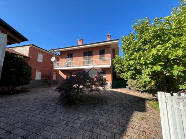 casa indipendente in vendita a Vauda Canavese