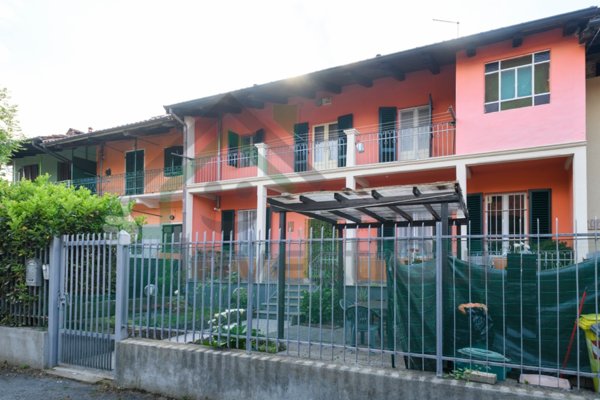casa indipendente in vendita a Vauda Canavese