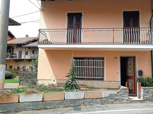 casa indipendente in vendita a Vauda Canavese