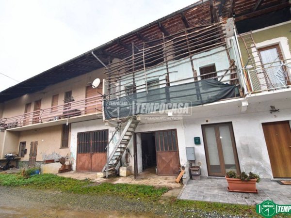 casa indipendente in vendita a Vauda Canavese