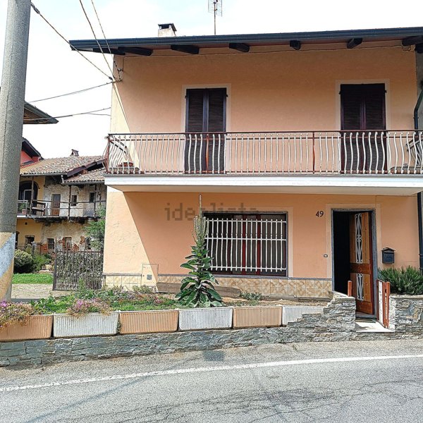 casa indipendente in vendita a Vauda Canavese