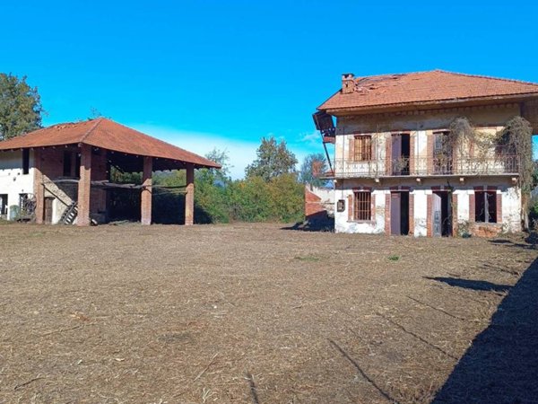 casa indipendente in vendita a Vauda Canavese