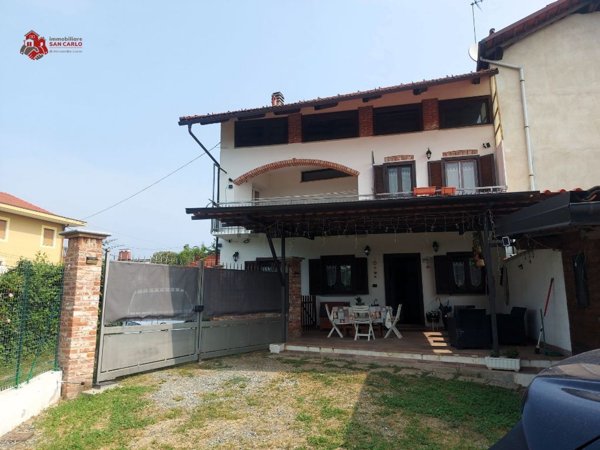 casa semindipendente in vendita a Vauda Canavese