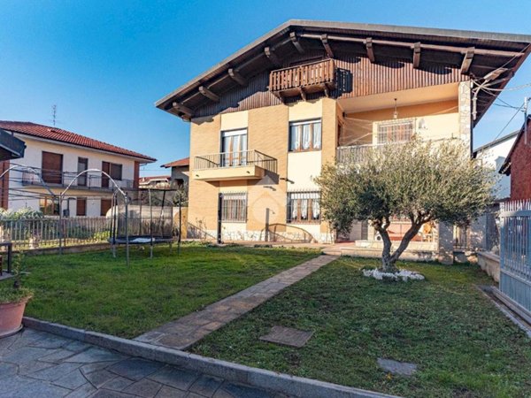 casa indipendente in vendita a Vauda Canavese