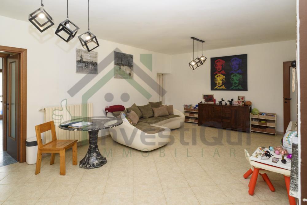 casa indipendente in vendita a Vauda Canavese