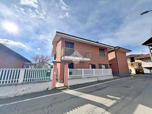 casa indipendente in vendita a Vauda Canavese