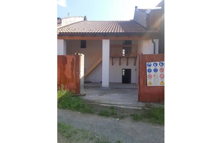 casa indipendente in vendita a Vauda Canavese