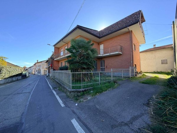 casa indipendente in vendita a Vauda Canavese