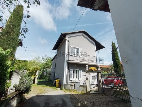 casa indipendente in vendita a Vauda Canavese