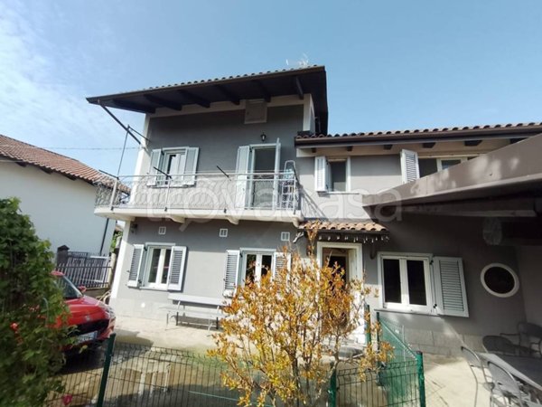 casa indipendente in vendita a Vauda Canavese
