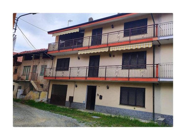 casa indipendente in vendita a Vauda Canavese
