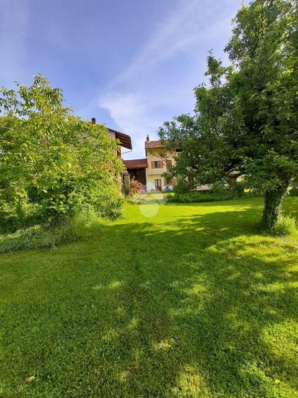 casa indipendente in vendita a Vauda Canavese