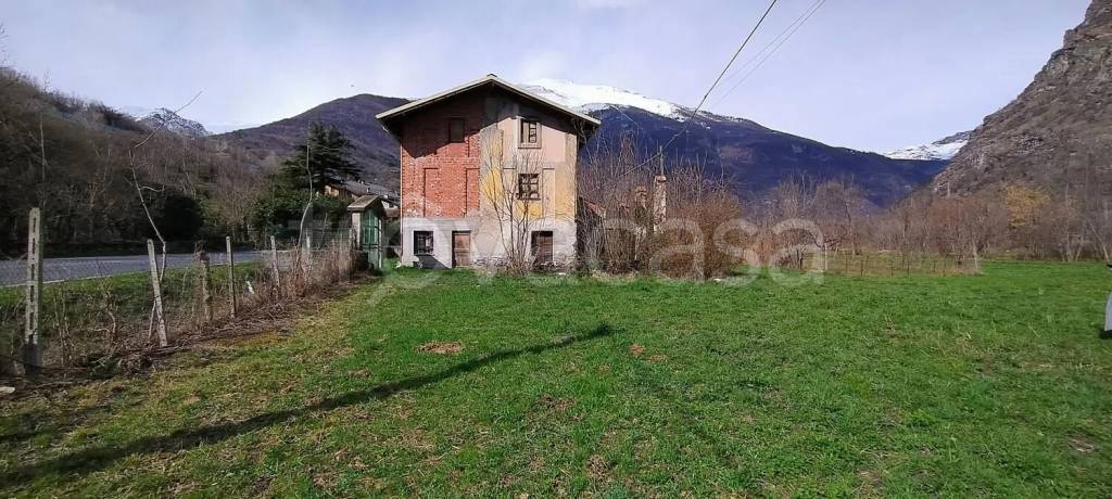 appartamento in vendita a Venaus