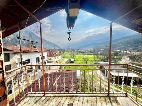 casa indipendente in vendita a Venaus