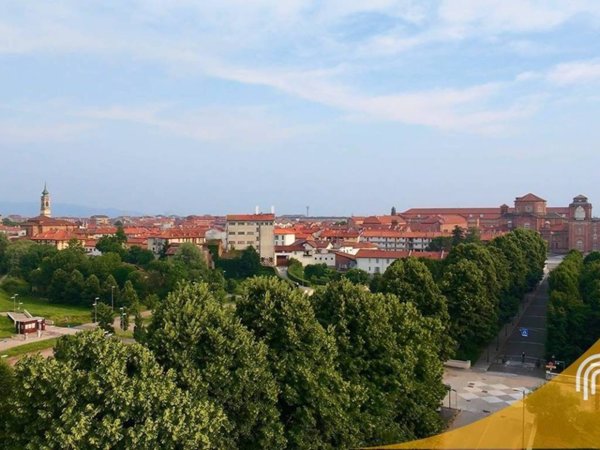 negozio in vendita a Venaria Reale