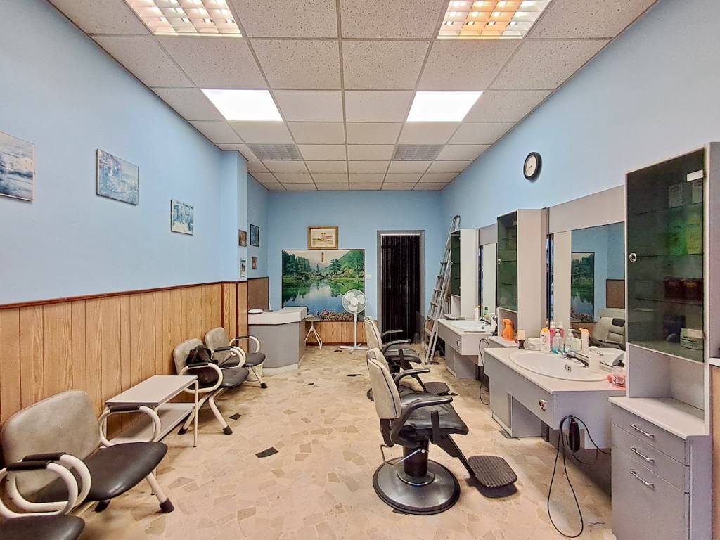 negozio in vendita a Venaria Reale