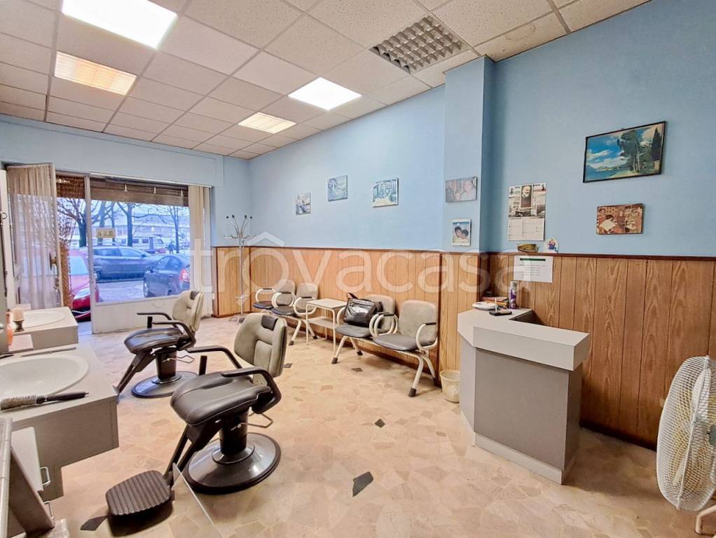 negozio in vendita a Venaria Reale