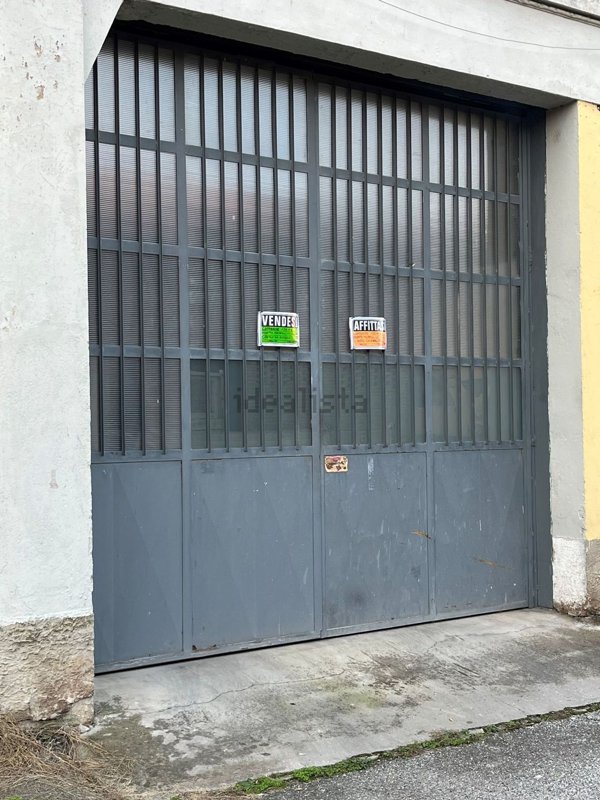 locale di sgombero in vendita a Venaria Reale