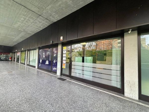 negozio in vendita a Venaria Reale