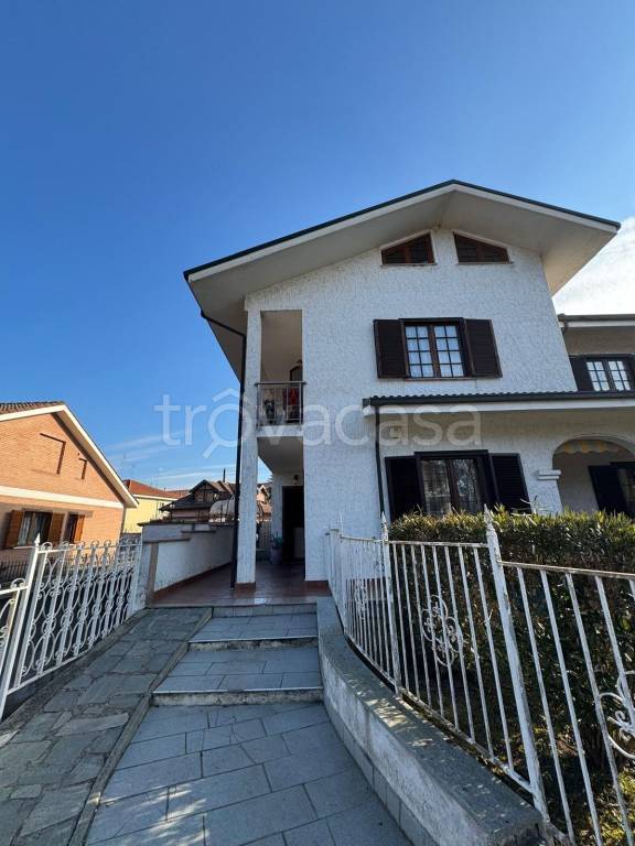 casa indipendente in vendita a Venaria Reale