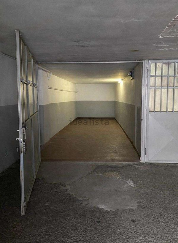 locale di sgombero in vendita a Venaria Reale