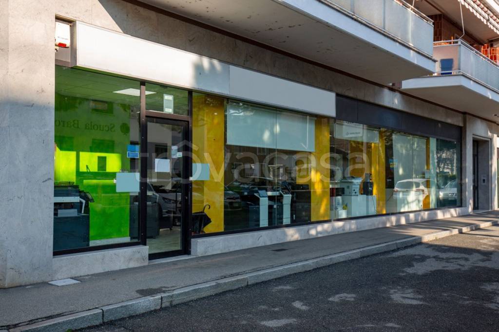 negozio in vendita a Venaria Reale