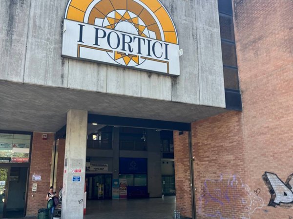 negozio in vendita a Venaria Reale