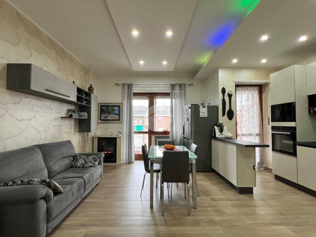 appartamento in vendita a Venaria Reale