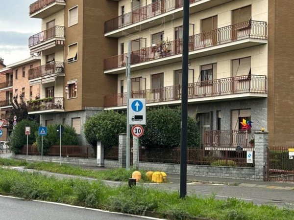 ufficio in vendita a Venaria Reale