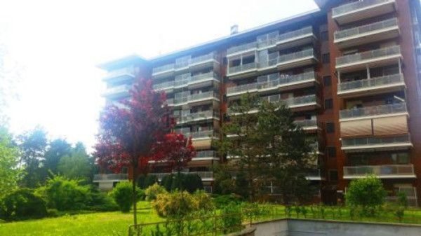 locale di sgombero in vendita a Venaria Reale