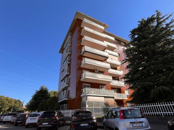 appartamento in vendita a Venaria Reale in zona Altessano