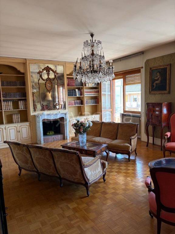 appartamento in vendita a Venaria Reale