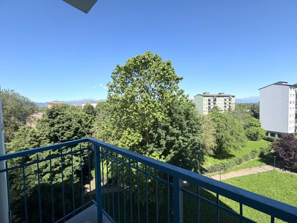 appartamento in vendita a Venaria Reale in zona Altessano
