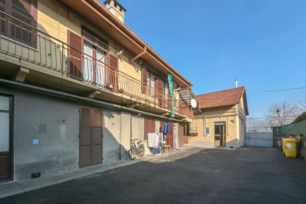 appartamento in vendita a Venaria Reale in zona Altessano