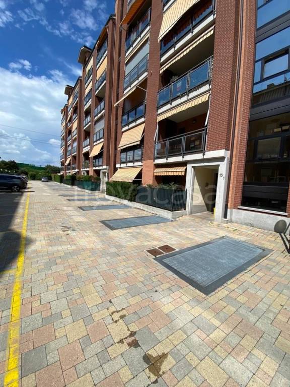 ufficio in vendita a Venaria Reale in zona Altessano