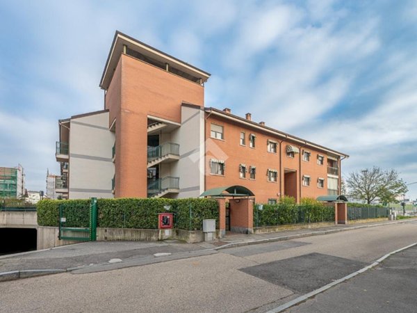 box auto in vendita a Venaria Reale in zona Altessano