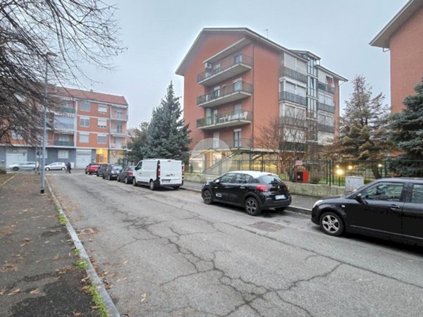 box auto in vendita a Venaria Reale in zona Altessano