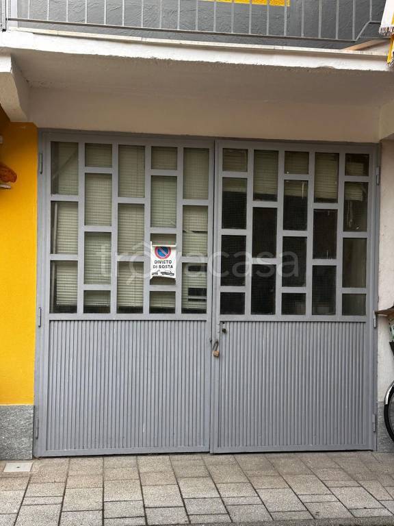 locale di sgombero in vendita a Venaria Reale
