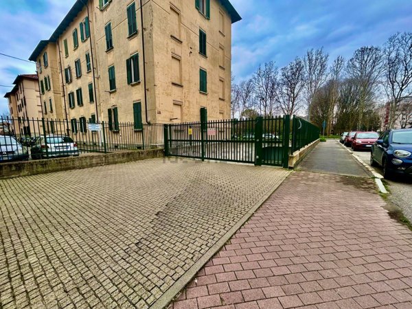 box auto in vendita a Venaria Reale in zona Altessano