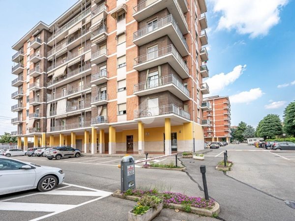 box auto in vendita a Venaria Reale in zona Altessano
