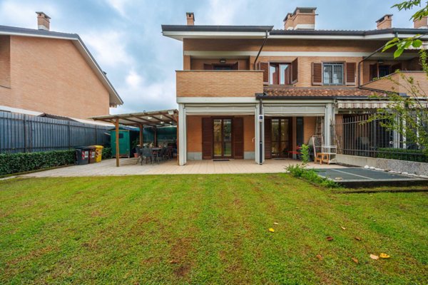casa indipendente in vendita a Venaria Reale in zona Altessano