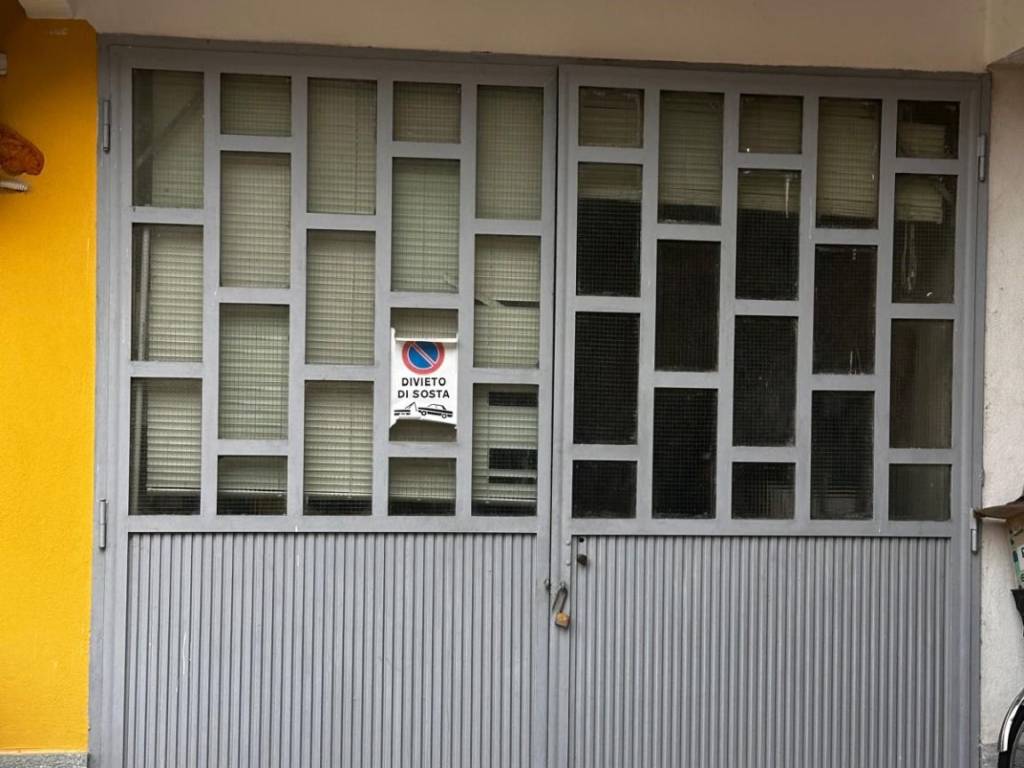 locale di sgombero in vendita a Venaria Reale