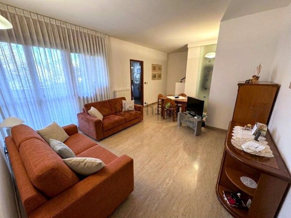 appartamento in vendita a Venaria Reale in zona Altessano