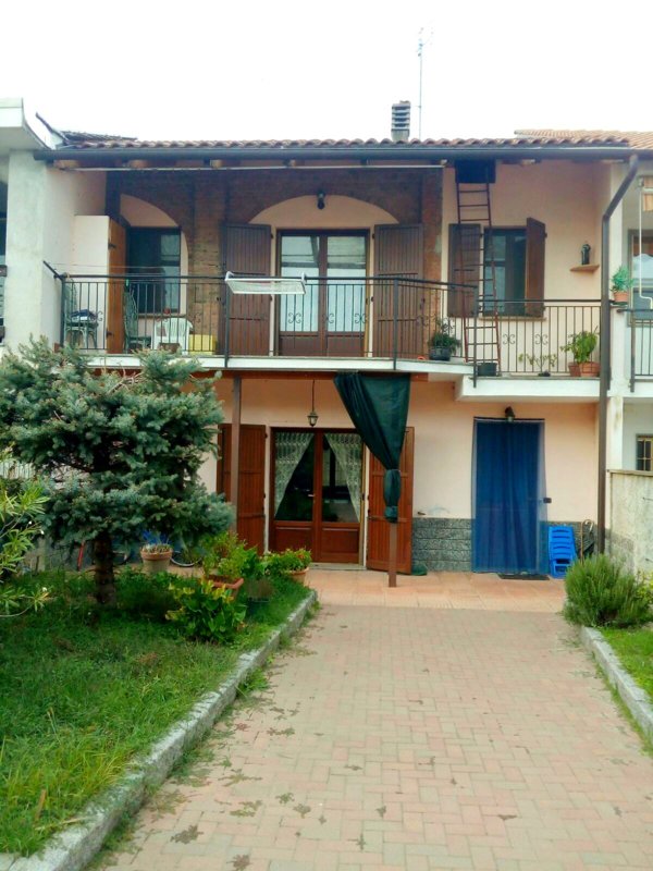 casa indipendente in vendita a Verolengo in zona Busignetto