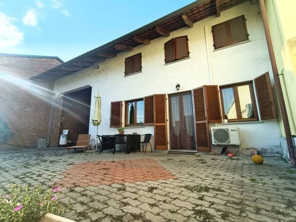 appartamento in vendita a Verolengo in zona Borgo Revel