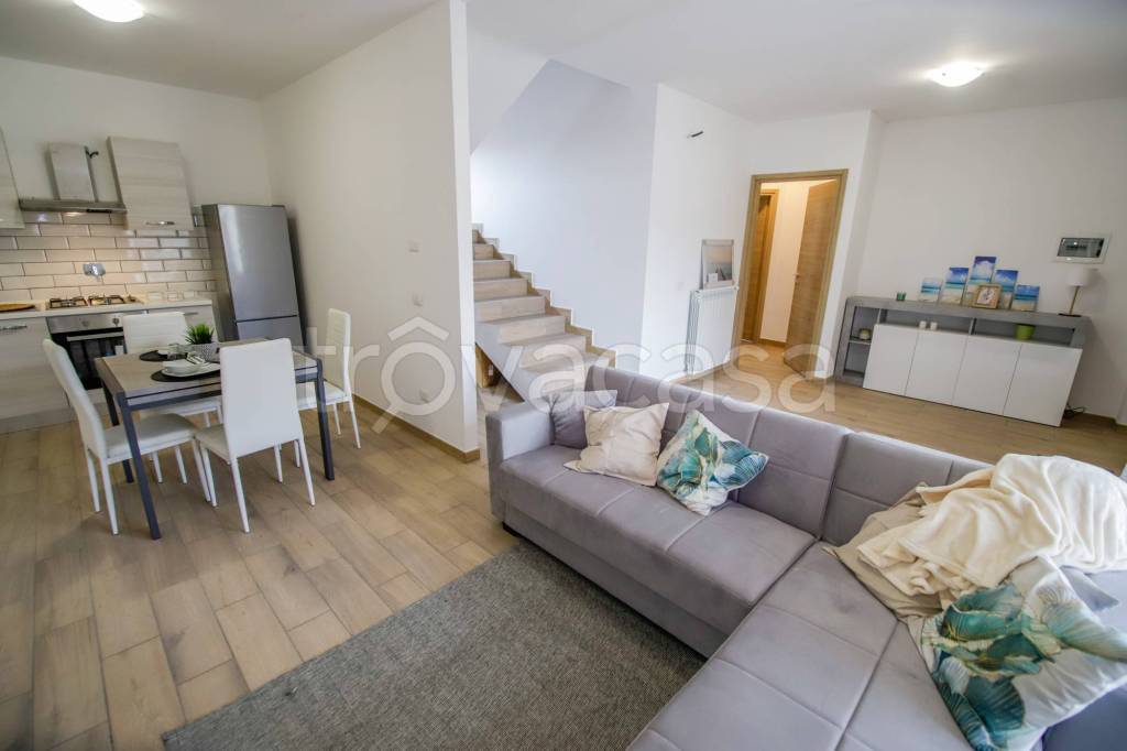 appartamento in vendita a Verolengo in zona Borgo Revel