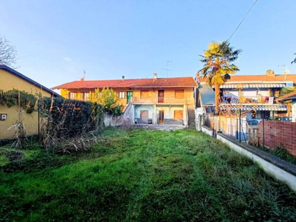casa semindipendente in vendita a Verolengo in zona Borgo Revel