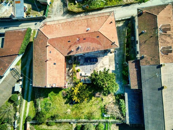 casa indipendente in vendita a Verolengo in zona Borgo Revel